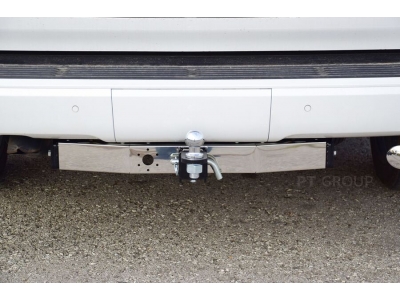Фаркоп с нержавеющей накладкой для Toyota Land Cruiser 200 2007-2021, Lexus LX 2016-2022 съемное крепление шара под американский квадрат